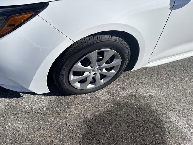 Used 2023 Toyota Corolla LE image 12