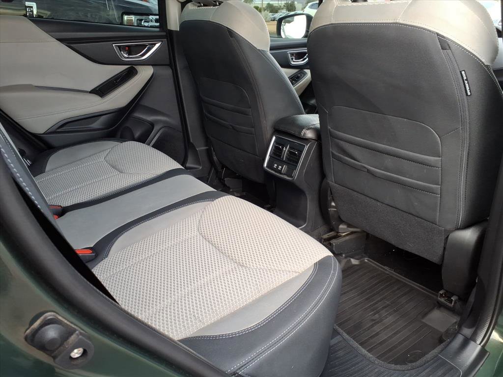 Used 2022 Subaru Forester Premium image 13