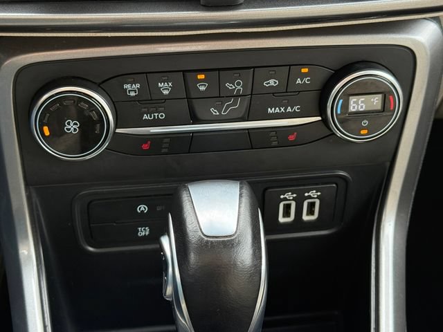 Certified 2018 Ford EcoSport SE w/ SE Convenience Package FWD image 6
