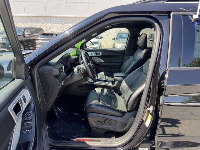 Certified 2022 Ford Explorer ST w/ Equipment Group 401A AWD/4WD image 17