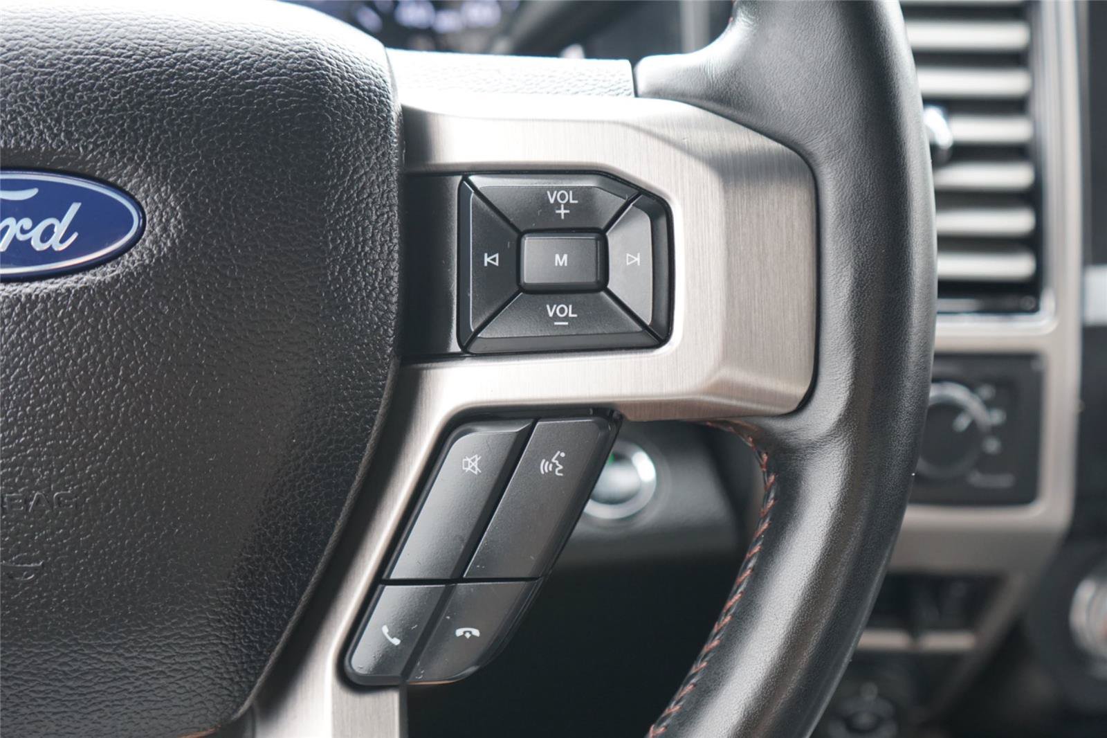 Certified 2020 Ford F250 Platinum w/ FX4 Off-Road Package AWD/4WD image 15