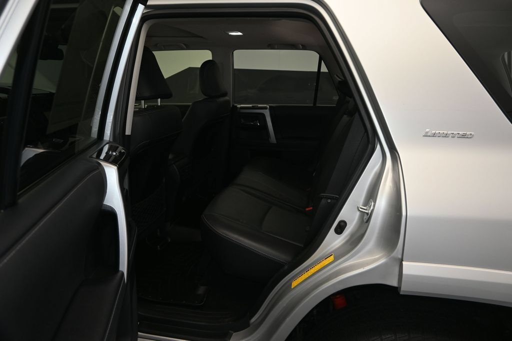 Used 2021 Toyota 4Runner Limited AWD/4WD image 22