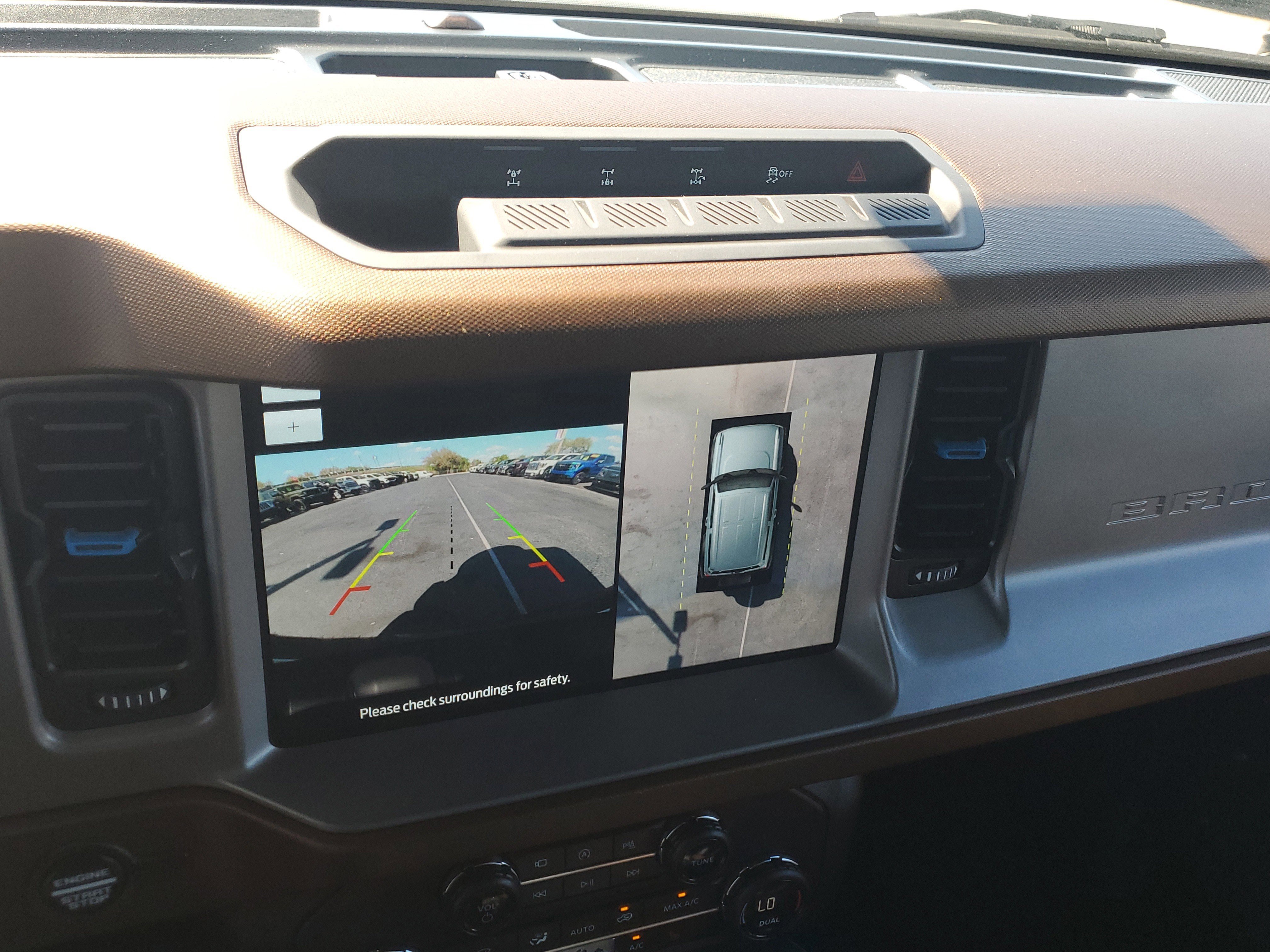 Certified 2023 Ford Bronco Outer Banks w/ Sasquatch Package image 21