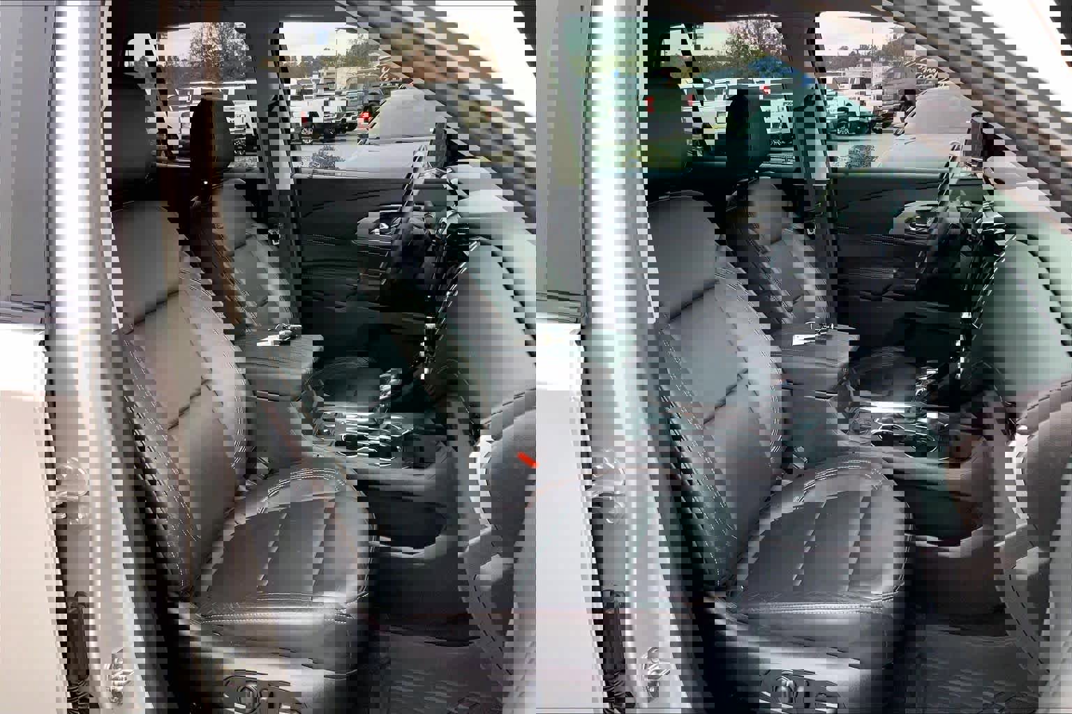 Used 2021 Chevrolet Traverse RS image 8