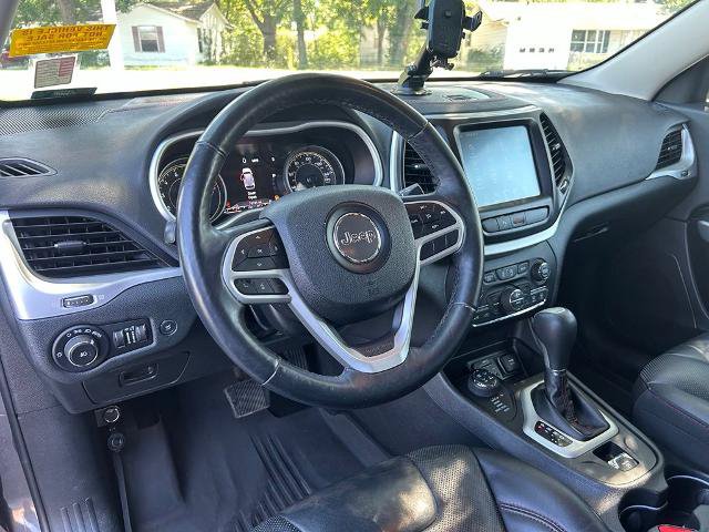 Used 2018 Jeep Cherokee Trailhawk w/ Quick Order Package 27L AWD/4WD image 12