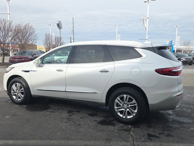 Used 2020 Buick Enclave Essence image 11