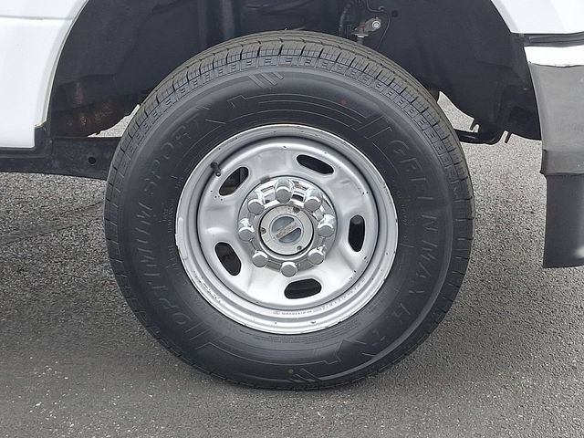 Certified 2022 Ford F350 XL w/ Power Equipment Group AWD/4WD image 8