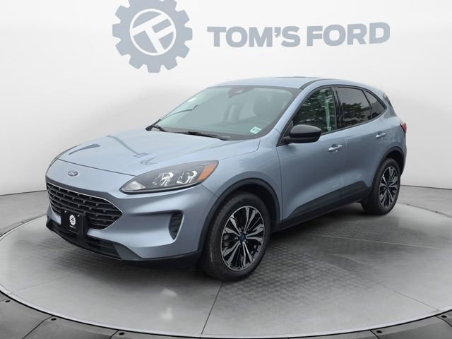 Certified 2022 Ford Escape SE w/ SE Sport Appearance Package