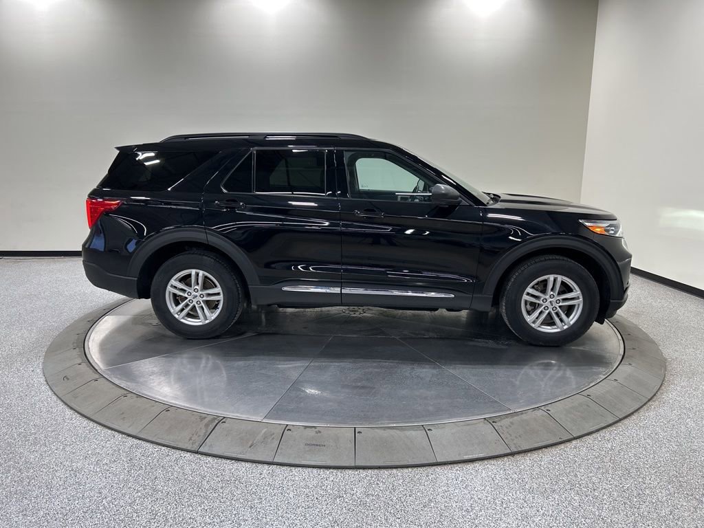 Certified 2023 Ford Explorer XLT w/ Equipment Group 202A image 6