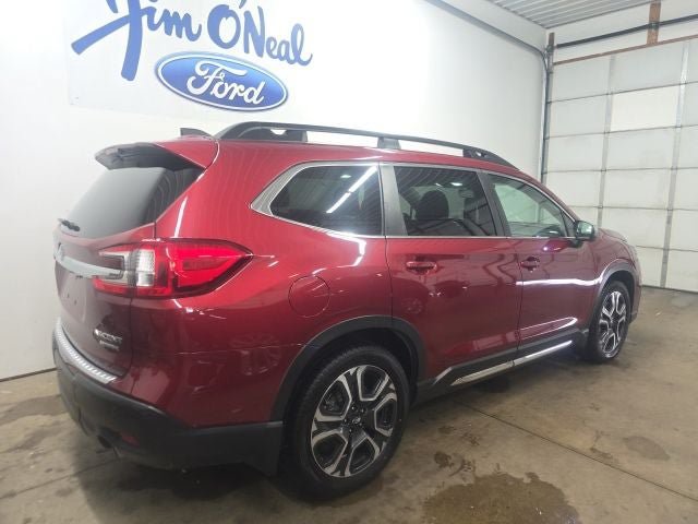 Used 2023 Subaru Ascent Limited w/ Technology Package AWD/4WD image 11