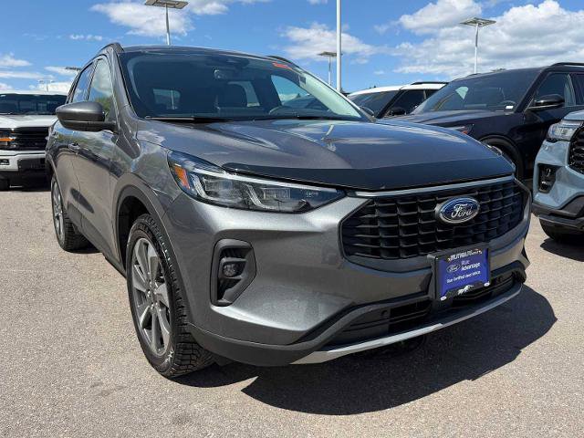 Certified 2025 Ford Escape Platinum AWD/4WD image 4