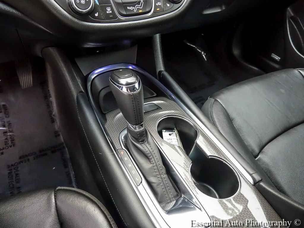 Used 2018 Chevrolet Malibu LT w/ Leather Package FWD image 20