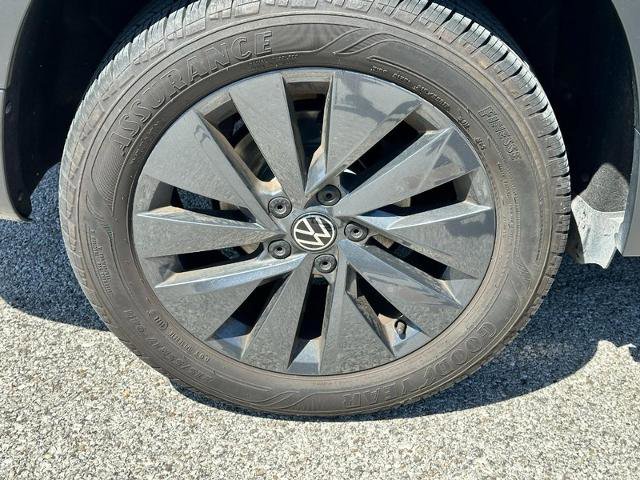 Used 2024 Volkswagen Taos S FWD image 7