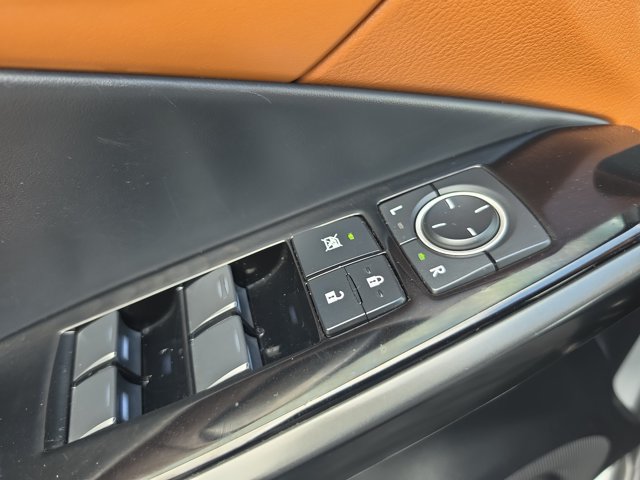 Used 2024 Lexus IS 300 w/ Comfort Package RWD image 16