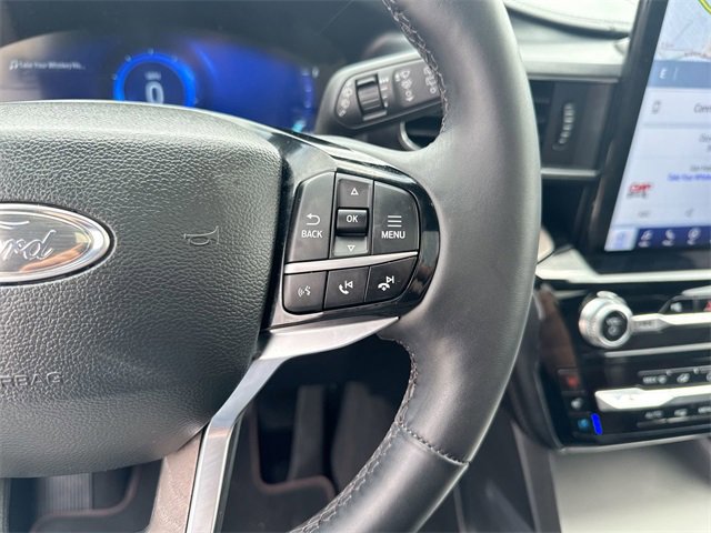 Certified 2023 Ford Explorer Platinum w/ Technology Package image 34