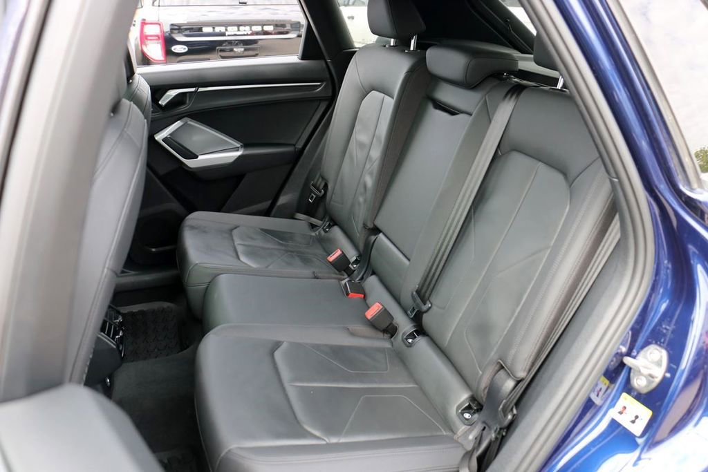 Used 2021 Audi Q3 2.0T Premium w/ Convenience Package AWD/4WD image 21
