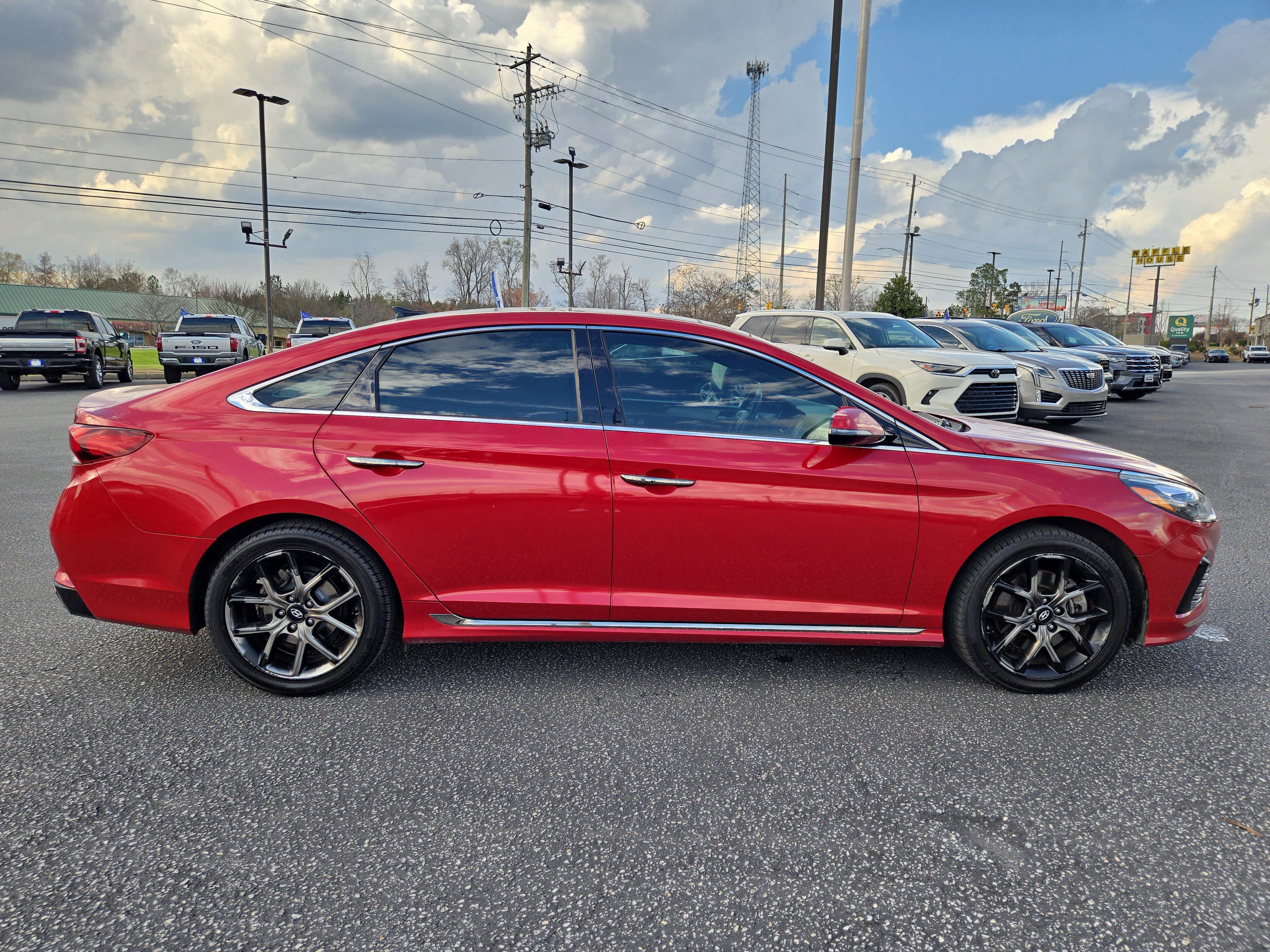 Used 2019 Hyundai Sonata Limited image 3