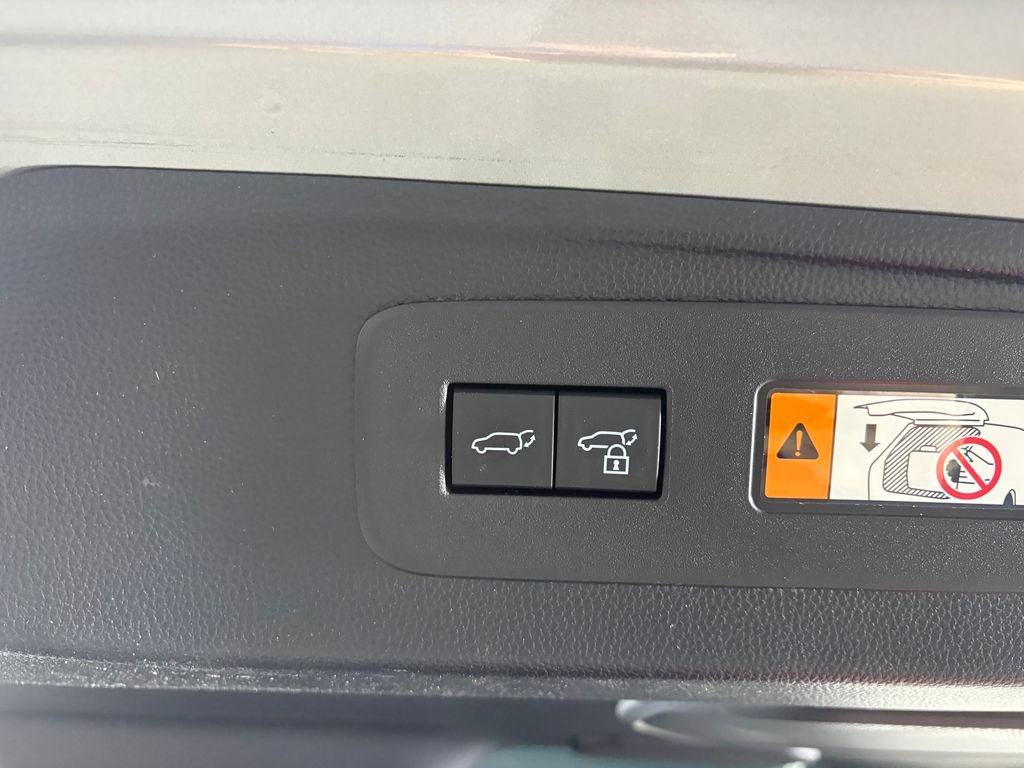 Used 2025 Lexus GX 550 w/ Accessory Package (CT) AWD/4WD image 33