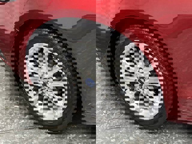 Certified 2019 Ford Fusion SE image 29