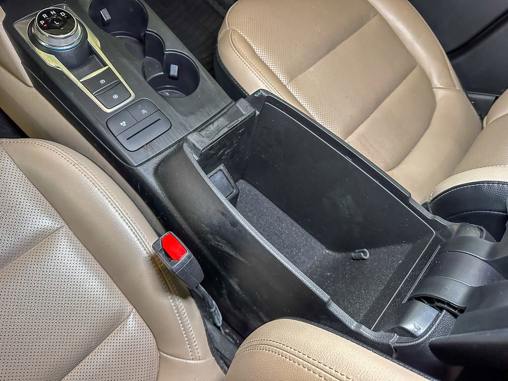 Certified 2022 Ford Escape SEL AWD/4WD image 44