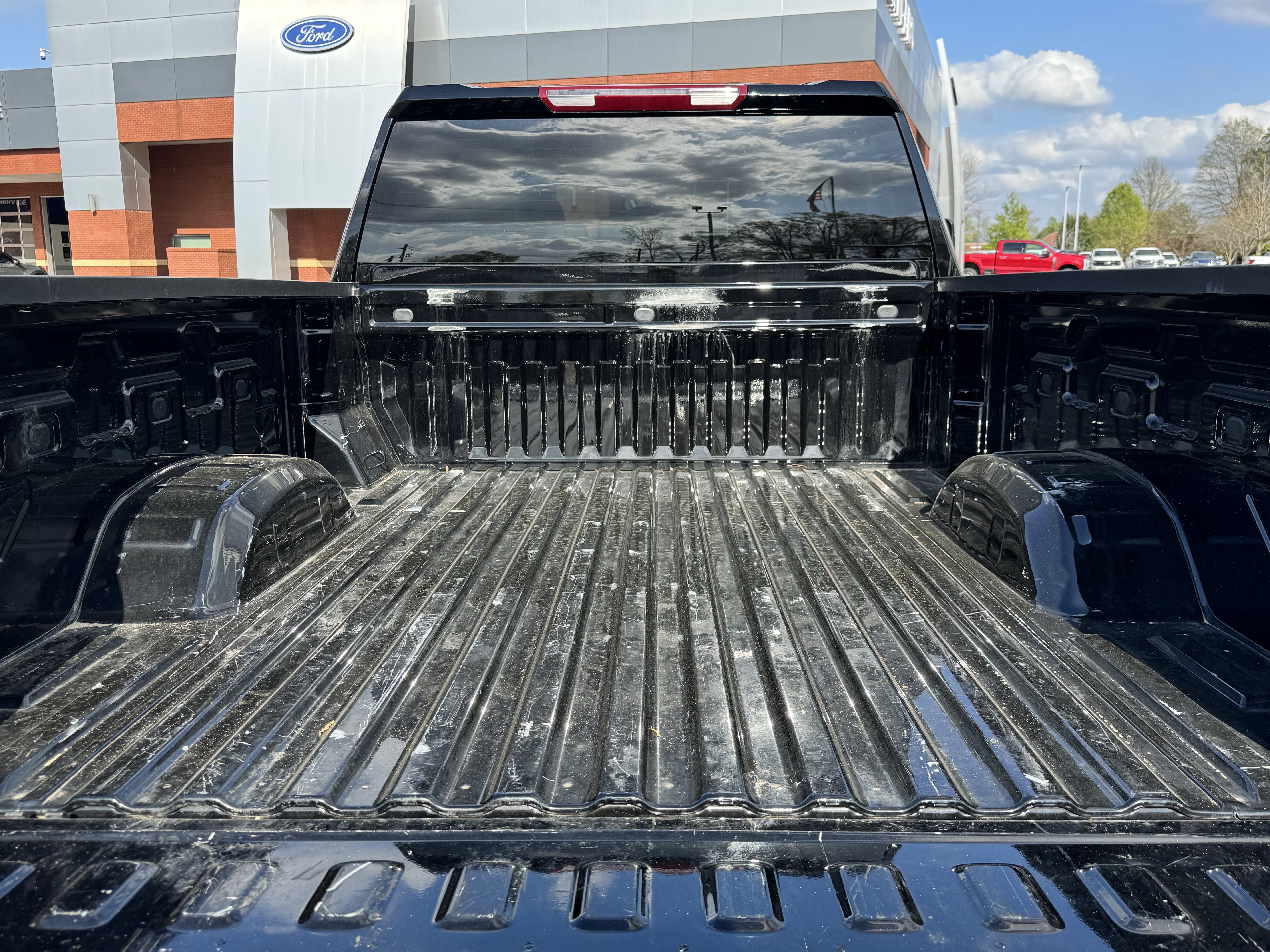 Used 2025 Chevrolet Silverado 2500 LTZ image 13