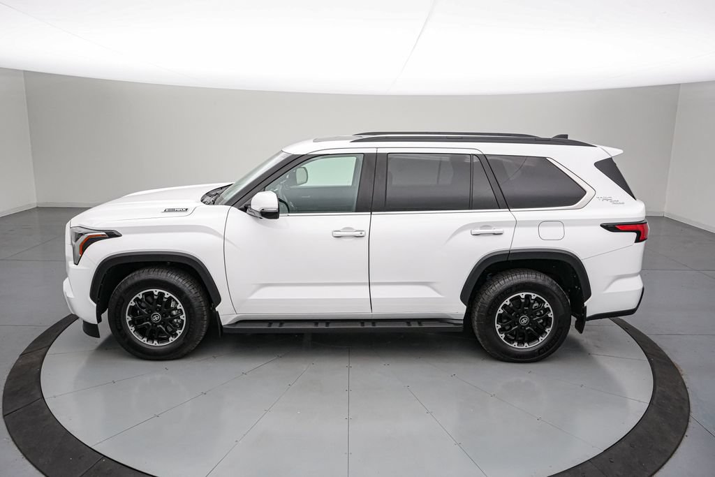 Used 2026 Toyota Sequoia SR5 w/ TRD Off-Road Package AWD/4WD image 7