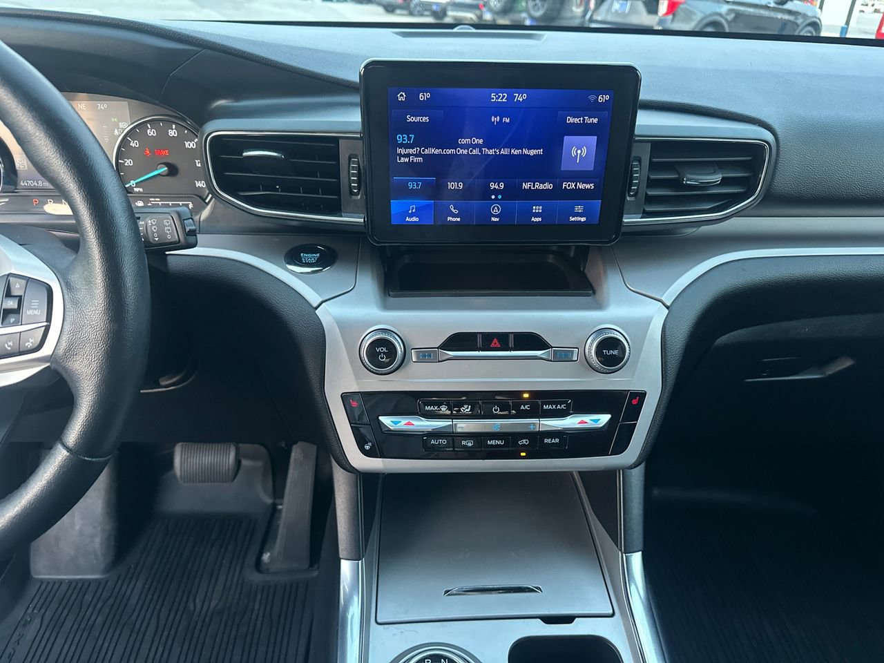 Certified 2022 Ford Explorer XLT w/ Equipment Group 202A image 30