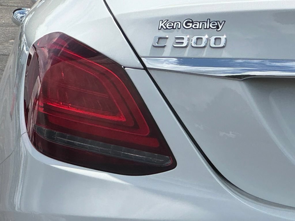 Used 2021 Mercedes-Benz C 300 4MATIC Sedan image 11