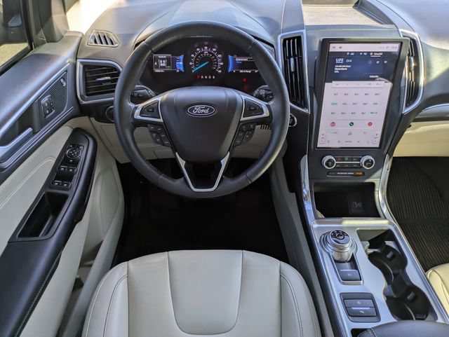 Certified 2022 Ford Edge Titanium AWD/4WD image 16