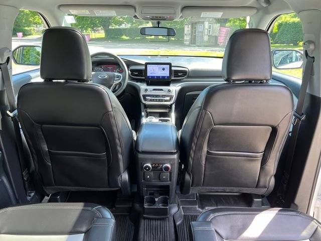 Certified 2024 Ford Explorer XLT w/ Equipment Group 202A AWD/4WD image 34