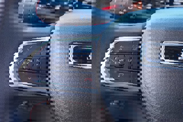 Used 2023 Jeep Compass Trailhawk image 22