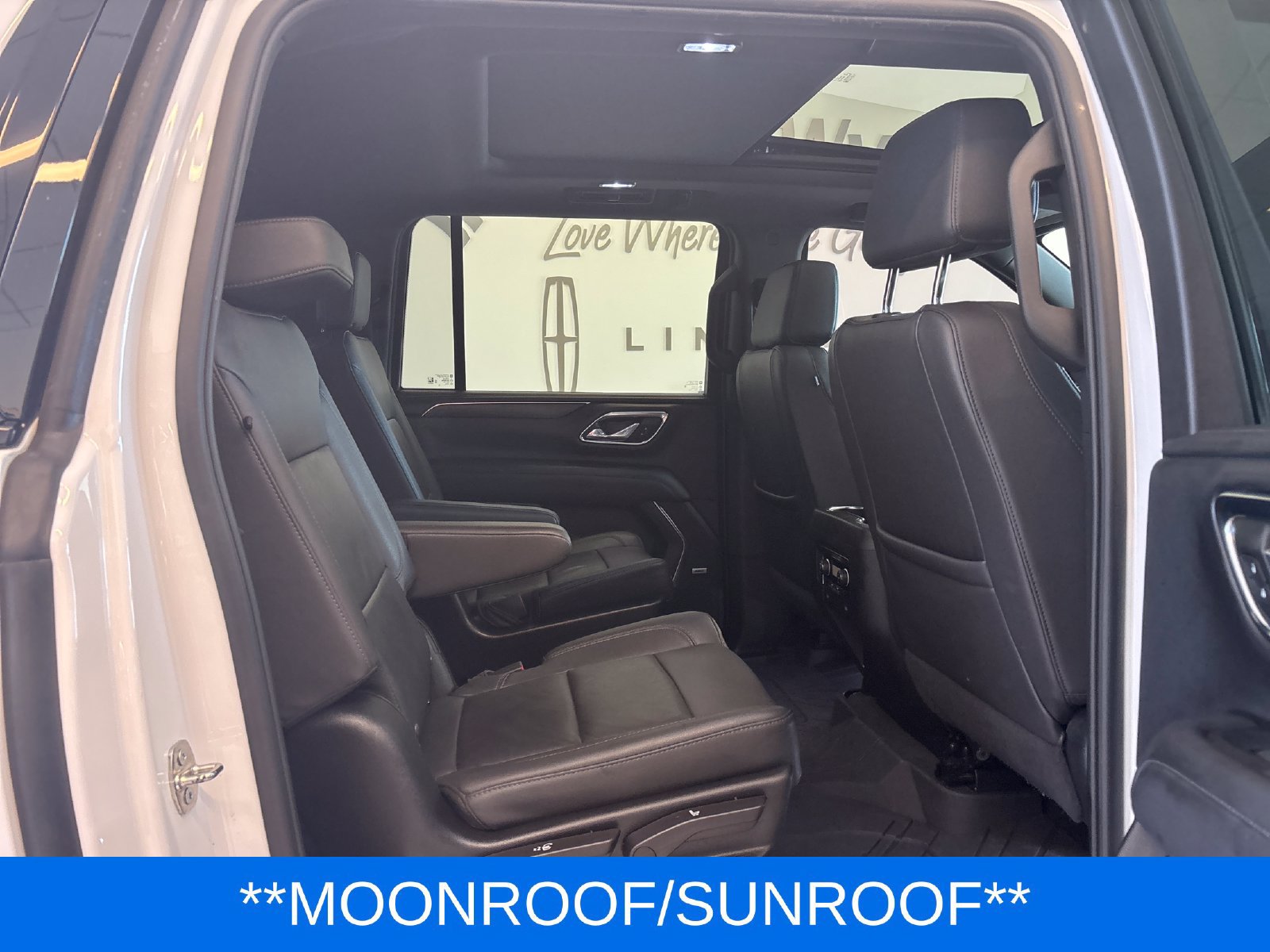 Used 2024 Chevrolet Suburban Z71 AWD/4WD image 11