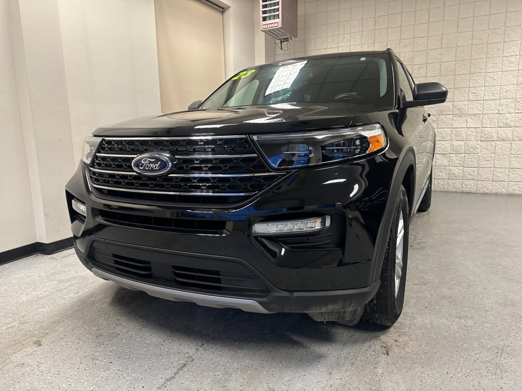 Certified 2023 Ford Explorer XLT w/ Equipment Group 202A image 13