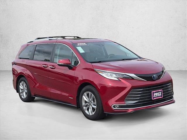 Used 2021 Toyota Sienna Limited AWD/4WD image 3