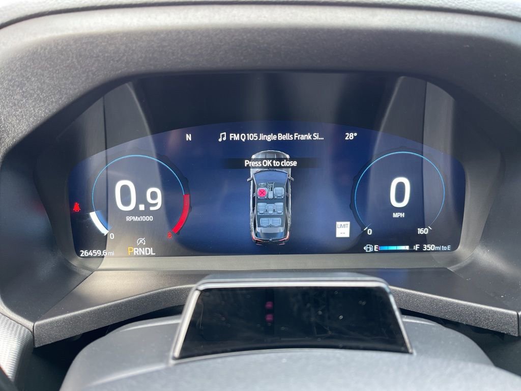 Certified 2025 Ford Explorer ST-Line w/ ST-Line Street Pack image 9