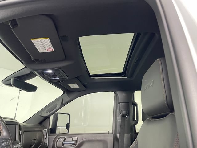 Used 2023 GMC Sierra 2500 AT4 w/ AT4 Premium Plus Package AWD/4WD image 11