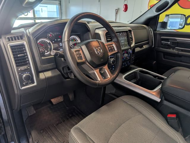Used 2022 RAM 1500 Classic Warlock w/ Trailer & Traction Group AWD/4WD image 11