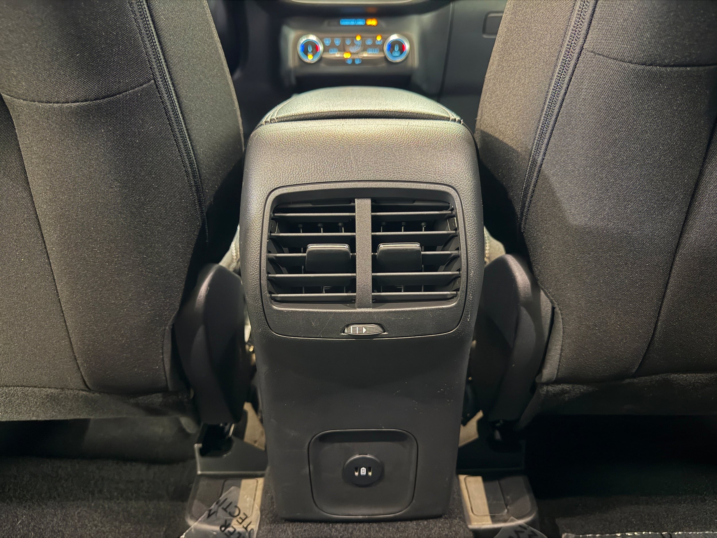 Certified 2025 Ford Escape Active AWD/4WD image 12