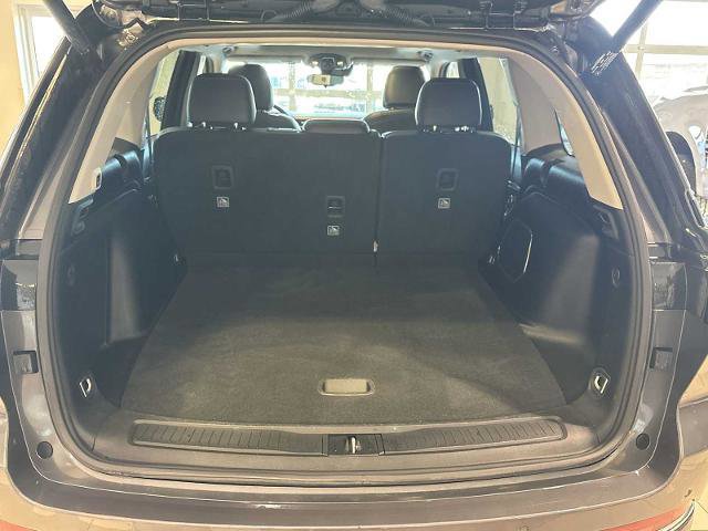 Used 2022 Jeep Grand Cherokee Limited 4xe image 26