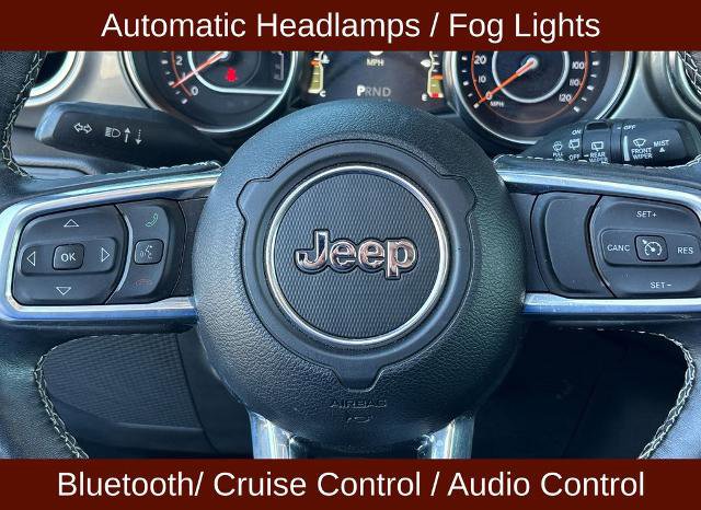 Used 2022 Jeep Wrangler Unlimited Sahara w/ Cold Weather Group AWD/4WD image 16
