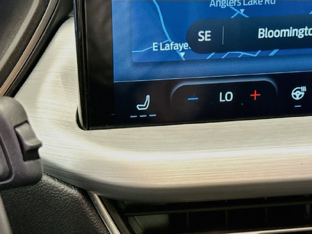 Certified 2025 Ford Escape SE w/ PHEV Premium Package FWD image 21