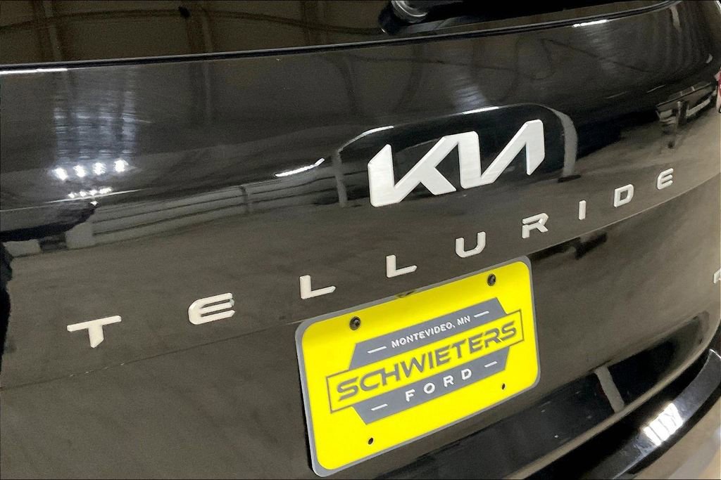 Used 2025 Kia Telluride S AWD/4WD image 8