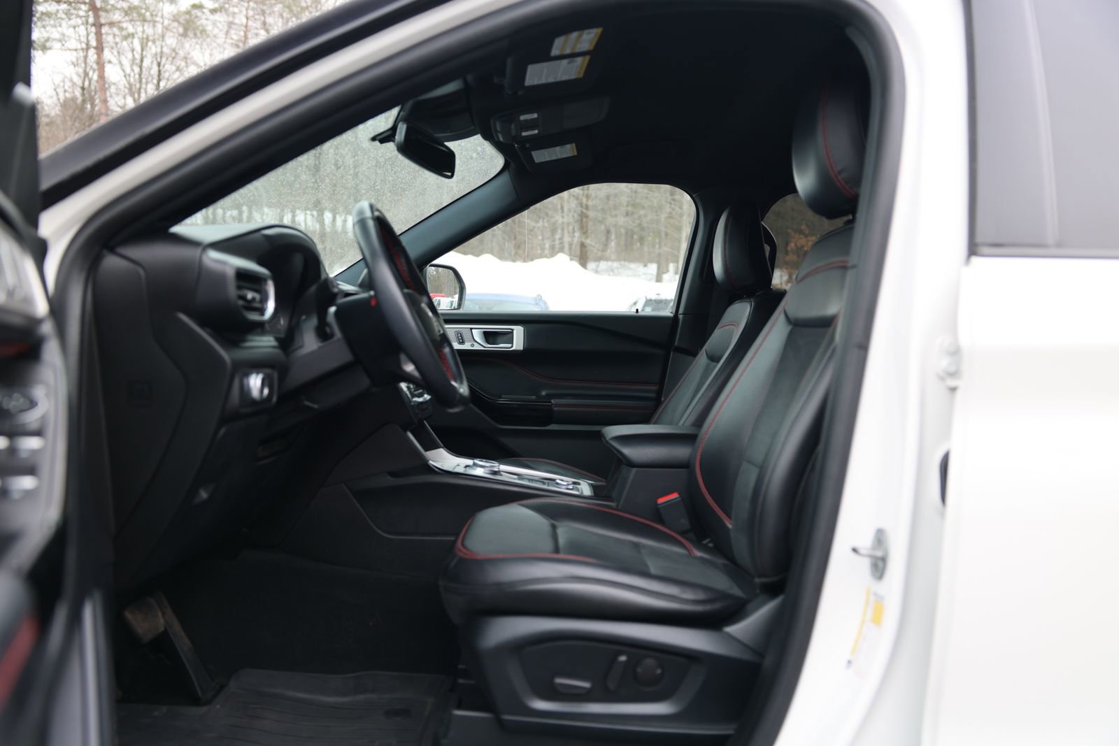 Certified 2022 Ford Explorer ST-Line w/ Class IV Trailer Tow Package AWD/4WD image 19