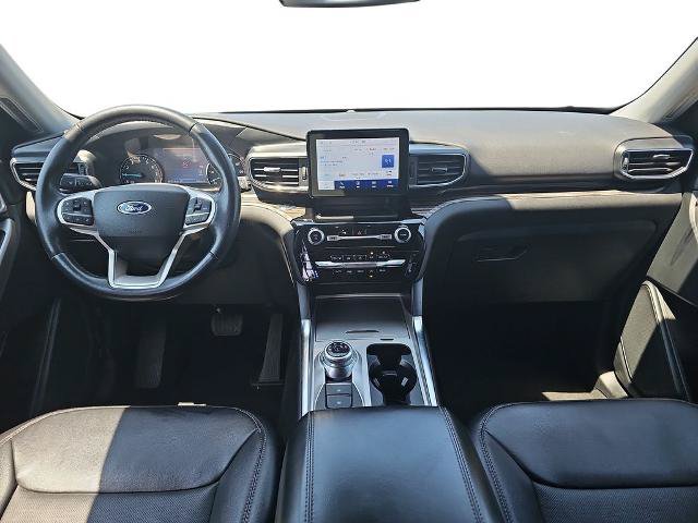 Certified 2024 Ford Explorer Limited AWD/4WD image 9