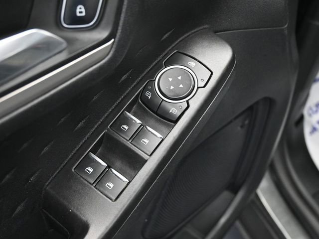 Certified 2020 Ford Escape SE image 14