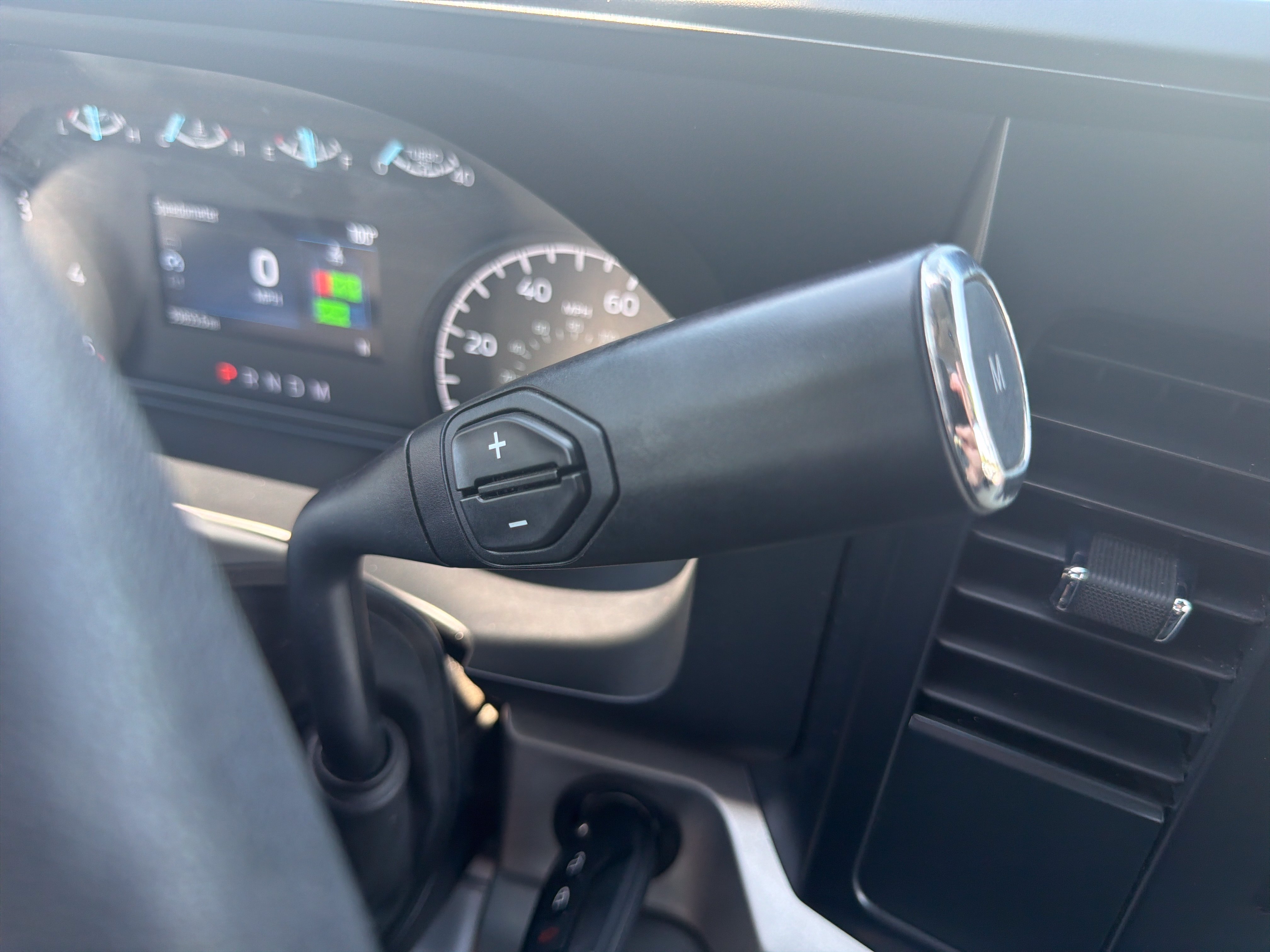 Certified 2025 Ford F250 XLT AWD/4WD image 23