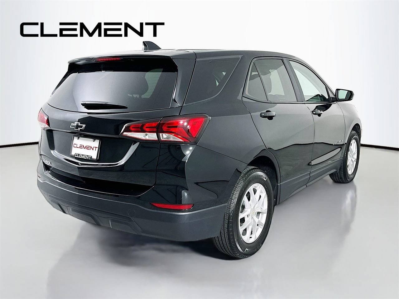 Used 2024 Chevrolet Equinox LS w/ LS Convenience Package FWD image 7