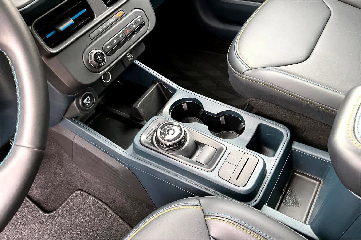 Certified 2025 Ford Maverick Lobo AWD/4WD image 17