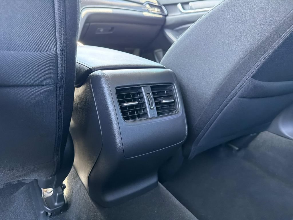 Used 2018 Honda Accord EX image 18