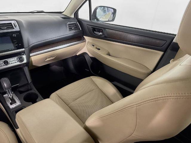 Used 2017 Subaru Outback 2.5i Limited AWD/4WD image 25